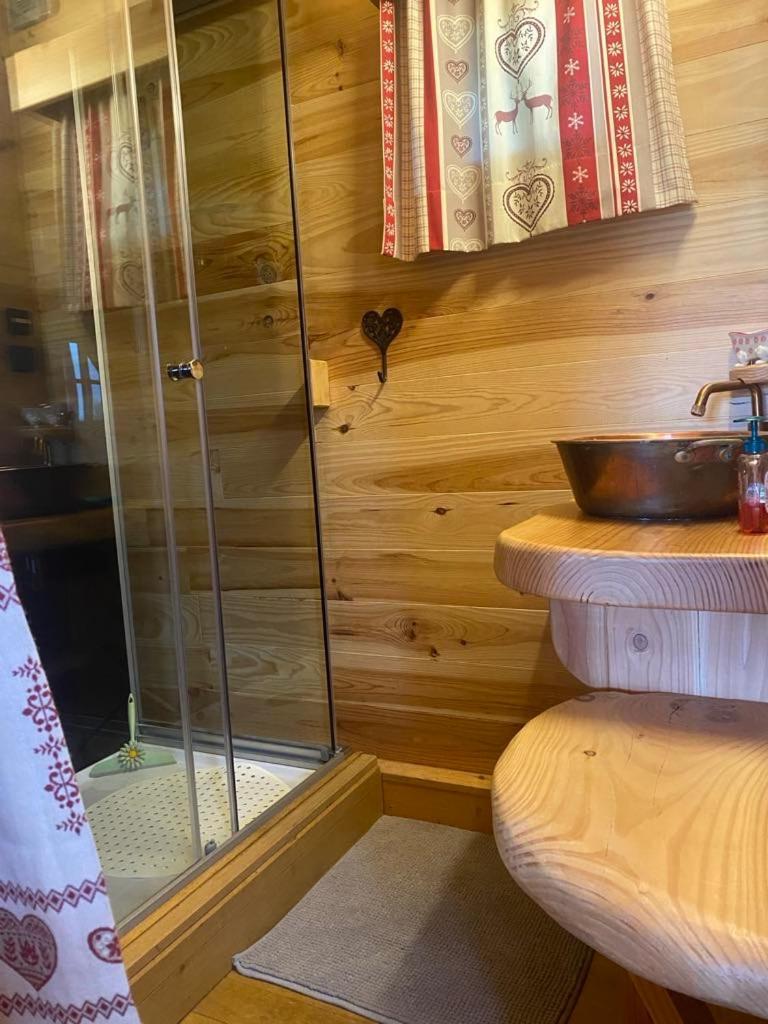 Au Paradou Du Bucheron Adults Only Lessive Экстерьер фото